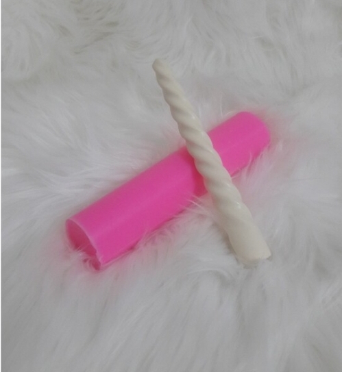 Kısa ince kivrimli mum silikon kalip