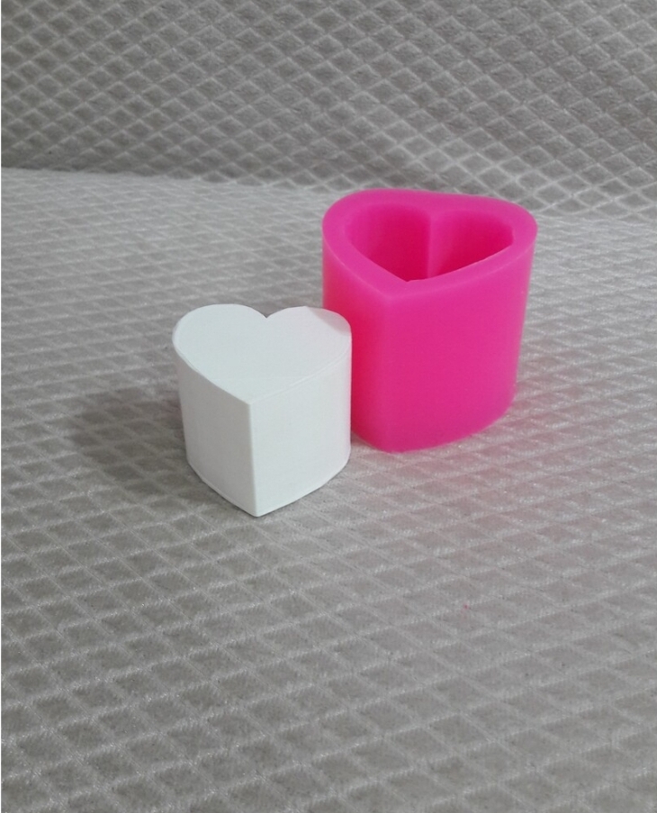 Kalp model mum silikon kalip
